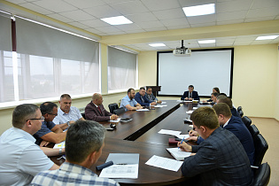 В администрации Барнаула прошло совещание по подготовке городского хозяйства к отопительному сезону 2023/2024 годов