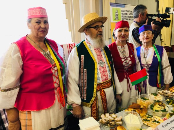 Фестиваль национальных культур «Мы-друзья, одна семья!» прошел в Барнауле