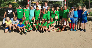 Маленькие жители Железнодорожного района приняли участие в турнире по мини-футболу