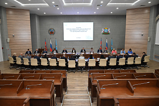 В администрации Барнаула обсудили формирование расходов городского бюджета на следующий год и среднесрочную перспективу 