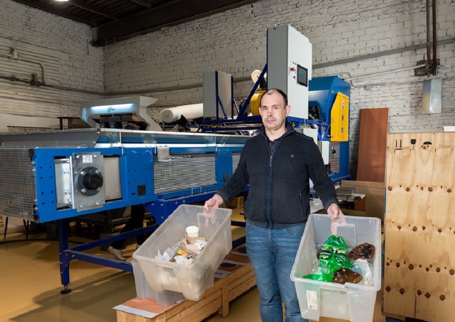 Барнаульская компания начнет серийное производство аппарата по сортировке мусора