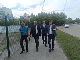 Андрей Курышин провел выездное совещание по теме текущего ремонта дорог 