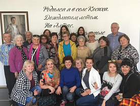 Представители общества глухих побывали с экскурсией в музее Роберта Рождественского в селе Косиха