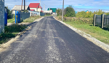 В барнаульском селе Лебяжье ремонтируют дороги частного сектора 