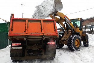 Депутаты Барнаульской городской Думы оказали помощь барнаульцам в очистке улиц частного сектора ВРЗ от снега