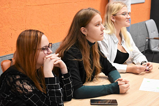 Алтайский филиал РАНХиГС приглашает старшеклассников на бесплатную консультацию по подготовке к ЕГЭ по профильной математике