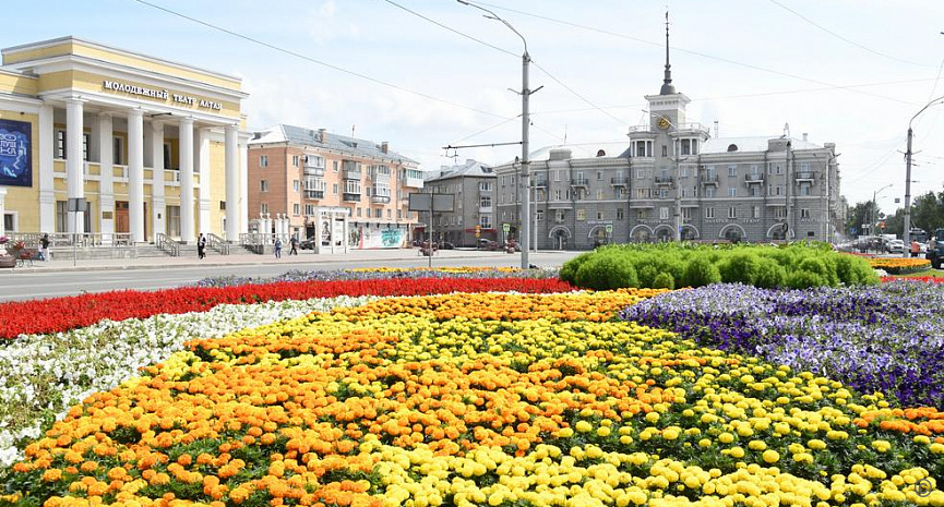 Юным горожанам предлагают нарисовать Барнаул и поздравить краевую столицу с днем рождения
