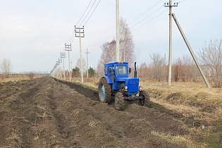 167 километров противопожарных полос проложат в пригородных поселках Барнаула