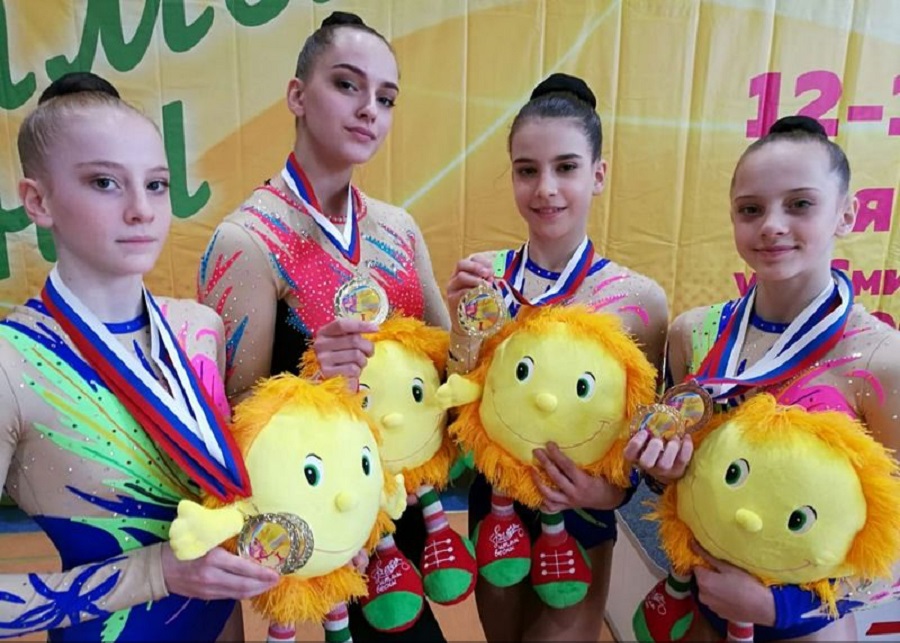 Барнаульские спортсменки стали победителями и призерами всероссийских соревнований по спортивной аэробике
