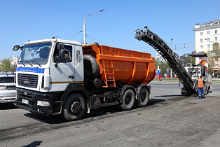 В Барнауле продолжается текущий ремонт дорог
