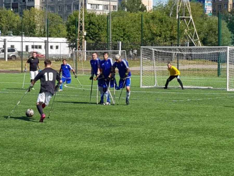 Барнаульские инваспортсмены завоевали бронзу на чемпионате России по футболу