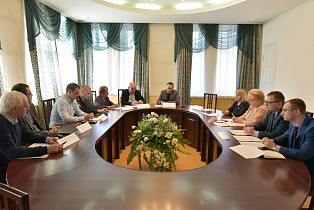 Состоялось заседание комиссии Общественной палаты города Барнаула                  IV созыва по вопросам городского хозяйства и экологии