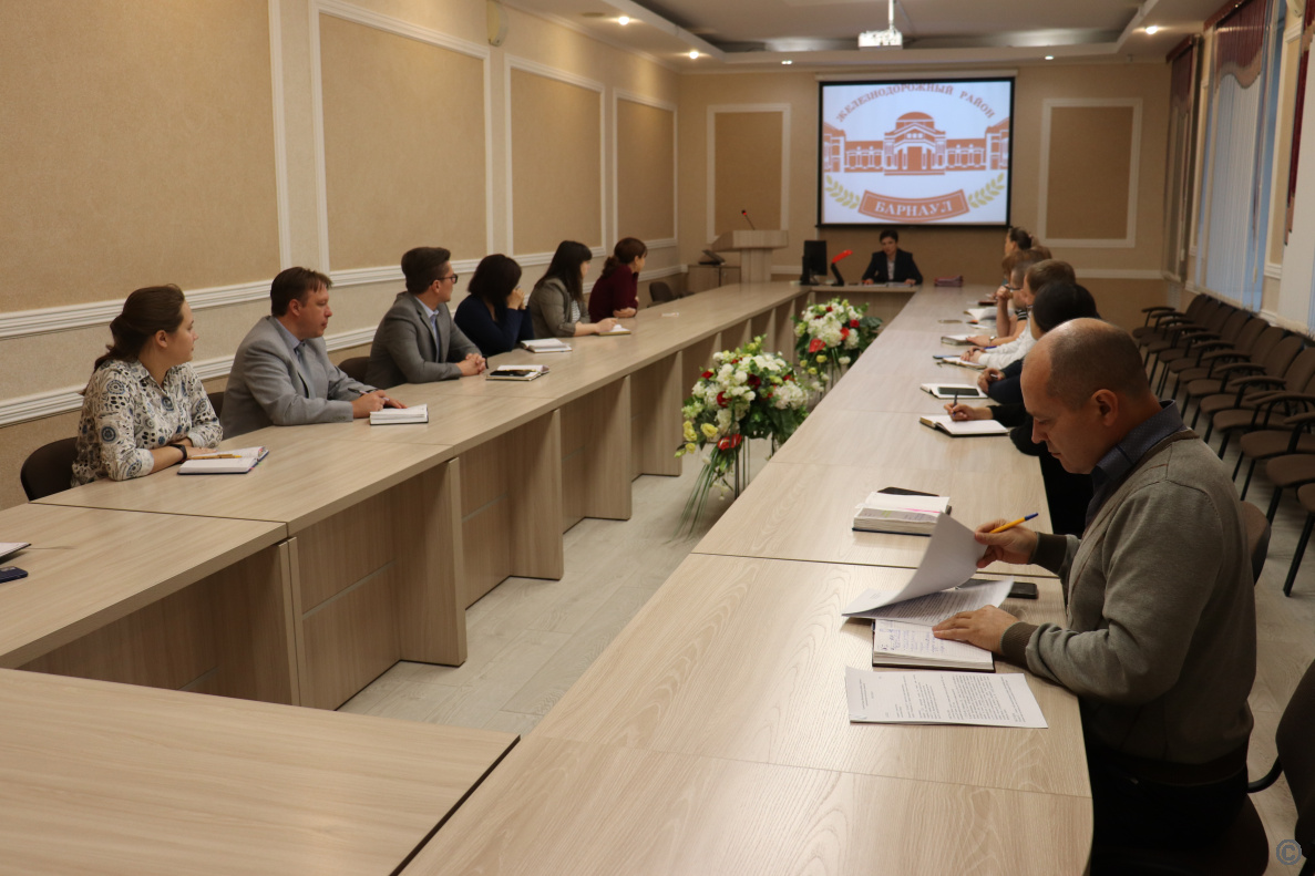 В Железнодорожном районе Барнаула провели тренировку по развертыванию  сборного эвакуационного пункта в случае ЧС | 21.10.2022 | Барнаул -  БезФормата