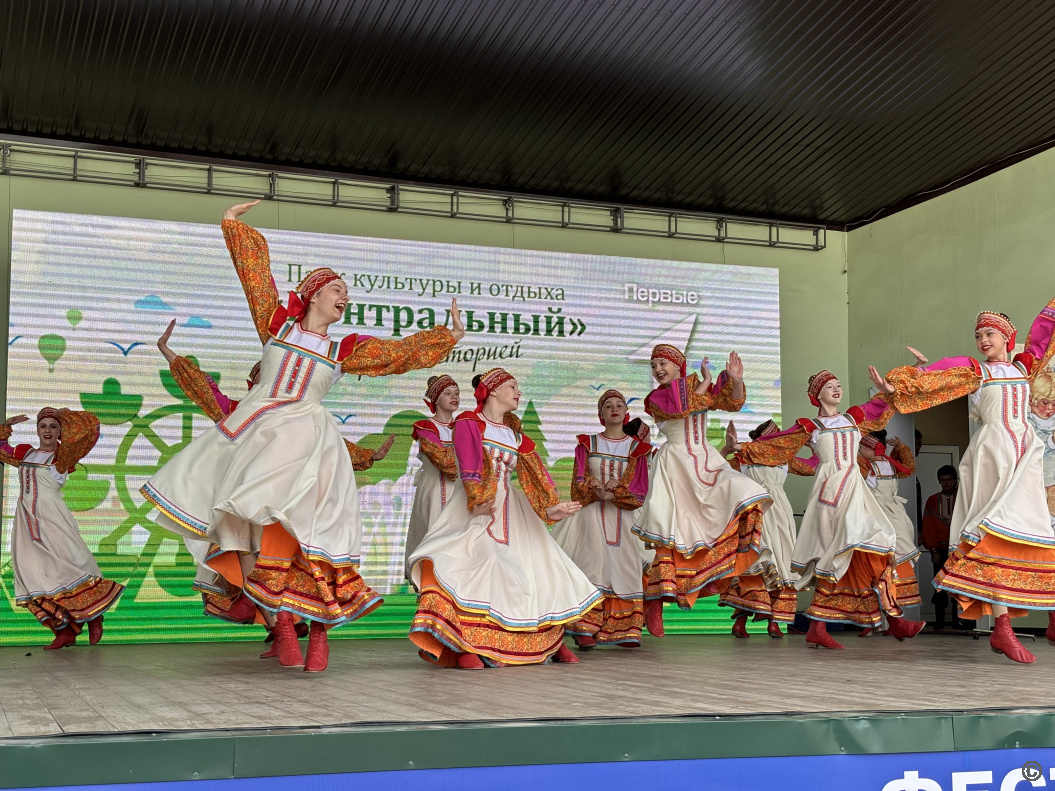 День защиты детей провели в парке культуры и отдыха «Центральный» |  01.06.2024 | Барнаул - БезФормата