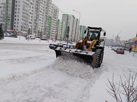 МБУ «Автодорстрой» продолжает очистку от снега и наледи улично – дорожной сети города 