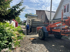 В Барнауле приступили к ремонту сельских дорог
