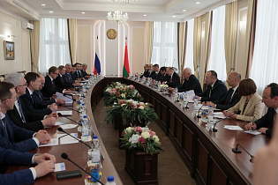 Заместитель премьер-министра Беларуси Анатолий Сивак: В период больших возможностей Алтайский край и Республика могут использовать резервы взаимодействия на полную мощность