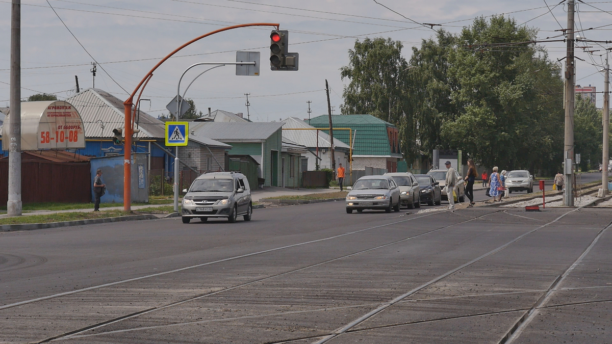 Ул новороссийская барнаул. Барнаул, Автотранспортная улица, 49 в. Тэгденские позы ул. Автотранспортная.