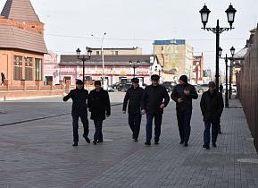 Улицу Мало-Тобольскую в Барнауле украсят к Новому году