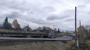 Продолжается реконструкция моста по улице Мамонтова в селе Власиха