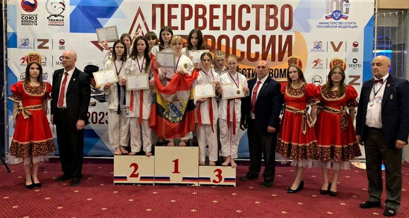 Барнаульские каратисты завоевали медали первенства России