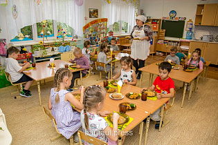 Общественный контроль проверил безопасность, санитарное состояние и организацию питания в детском саду №58.