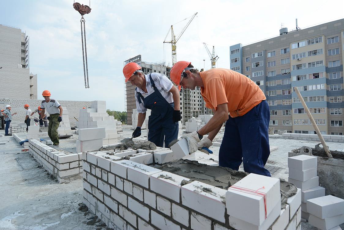 В Барнауле выбрали лучших каменщика и штукатура БАРНАУЛ :: Официальный сайт  города