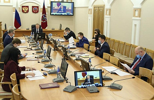 Губернатор Алтайского края провел заседание комиссии по противодействию коррупции в регионе