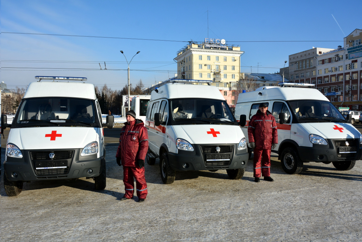 Алтайские медики получили новые автомобили скорой помощи БАРНАУЛ ::  Официальный сайт города