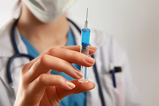 Более 183 тысяч жителей Алтайского края сделали прививку против гриппа