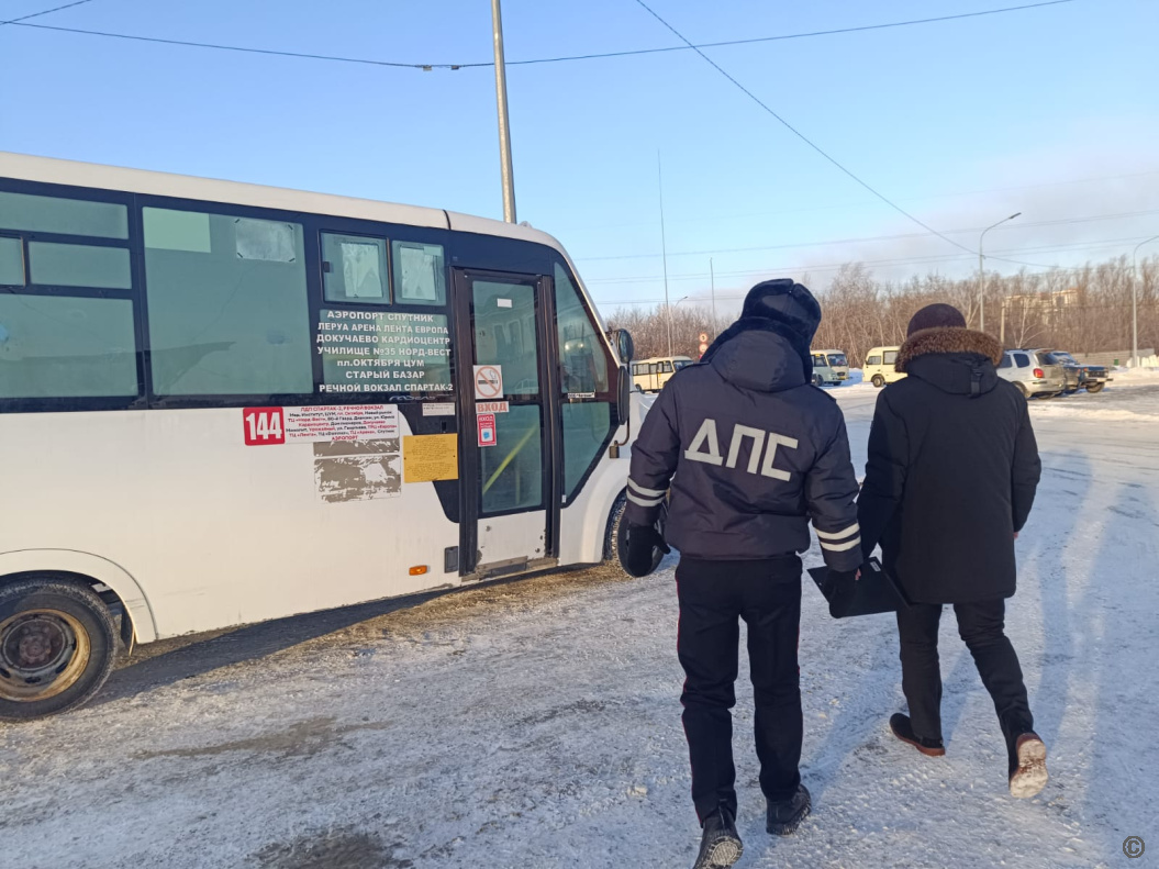 В Барнауле провели рейд по проверке общественного транспорта БАРНАУЛ ::  Официальный сайт города