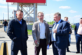 В Барнауле обсудили как идут работы по благоустройству путепровода по проспекту Ленина