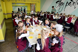 Общественный контроль проверил 28 школ по вопросам организации питания