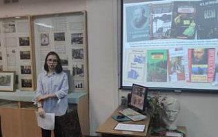 В музее истории Ленинского района прошел урок, посвященный 200-летию со дня рождения Федора Михайловича Достоевского