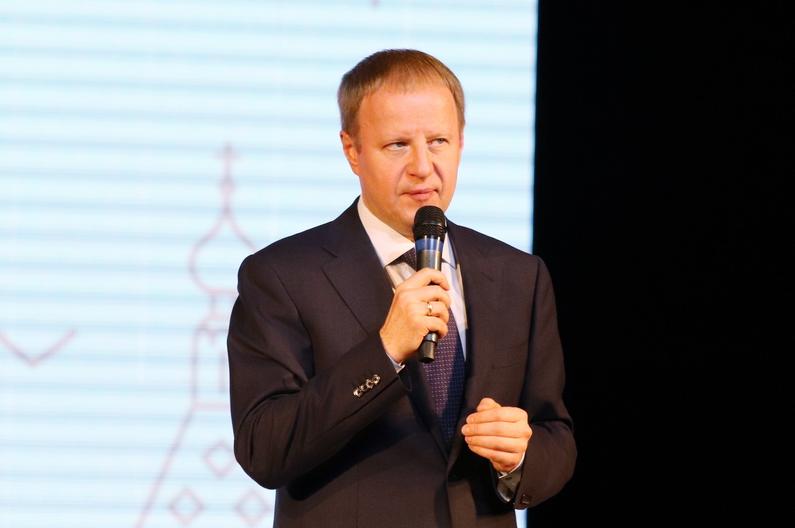 Губернатор Виктор Томенко отметил важность развития предпринимательства в регионе
