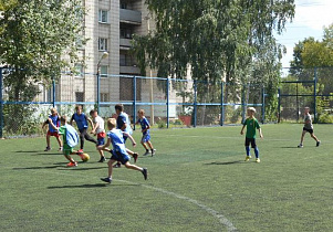 В июне тренировки по проекту «Летний дворовый инструктор» пройдут в Барнауле на 17 площадках