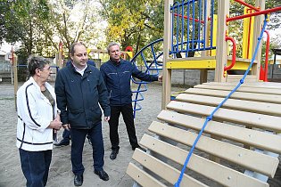 В Барнауле началась приемка дворов, благоустроенных в рамках нацпроекта «Жилье и городская среда»