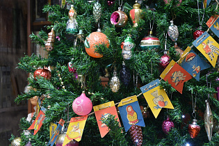 Барнаульцев приглашают посетить выставку зимних подарков XIX-XX веков