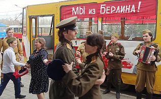 Трамвай Победы проехал по улицам Барнаула