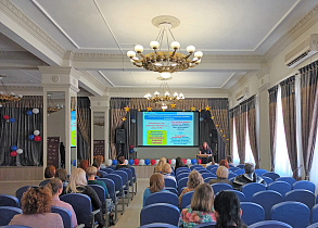 В Барнауле провели семинар о предупреждении незаконного оборота наркотиков среди молодежи