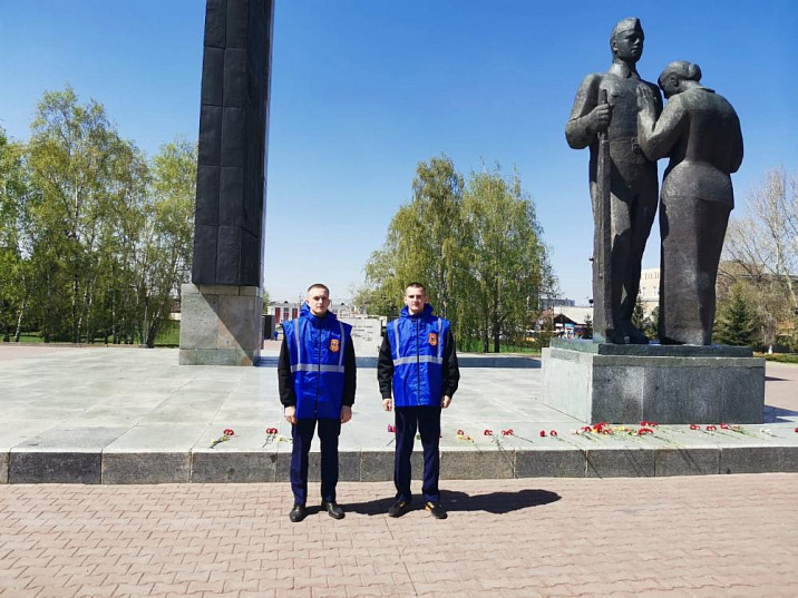 Мемориальные памятники в Барнауле – под охраной народных дружинников