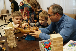 Шоу-программа с участием детей с ограниченными возможностями здоровья состоялась в Барнауле 