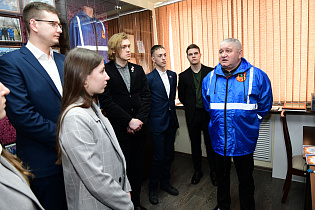 Депутаты Молодежного парламента Барнаула посетили штаб народной дружины «Барнаульская» 