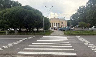 На улично-дорожной сети Барнаула продолжаются работы по нанесению дорожной разметки