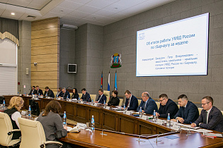 В администрации Барнаула прошло еженедельное аппаратное совещание