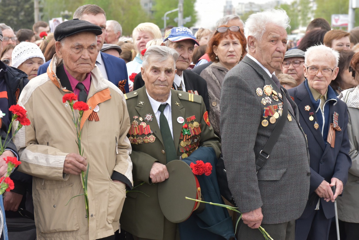 Фото с дня победы в барнауле