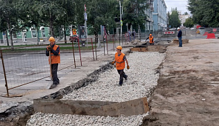 Барнаульская теплосетевая компания продолжает перекладку магистральной сети на проспекте Ленина 
