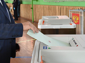 В Барнауле продолжается голосование на выборах депутатов Госдумы и АКЗС