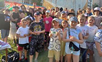 Праздники для детей прошли накануне в городской черте и в пригороде Ленинского района 