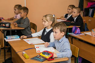 В Барнауле стартовала кампания по приему детей в первые классы